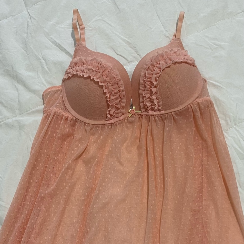Pink mesh slip
